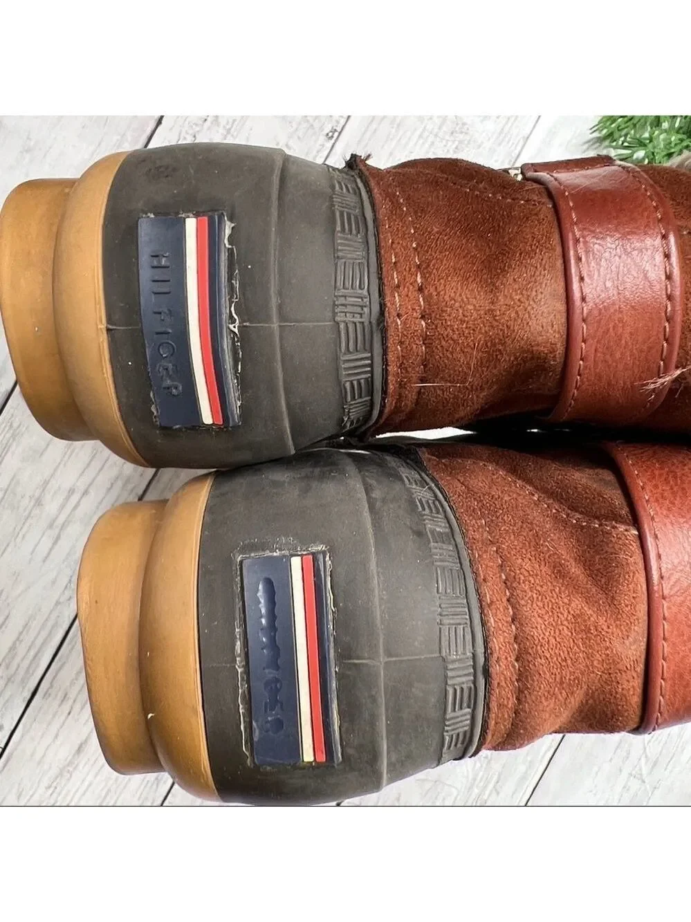 Tommy Hilfiger water resistant